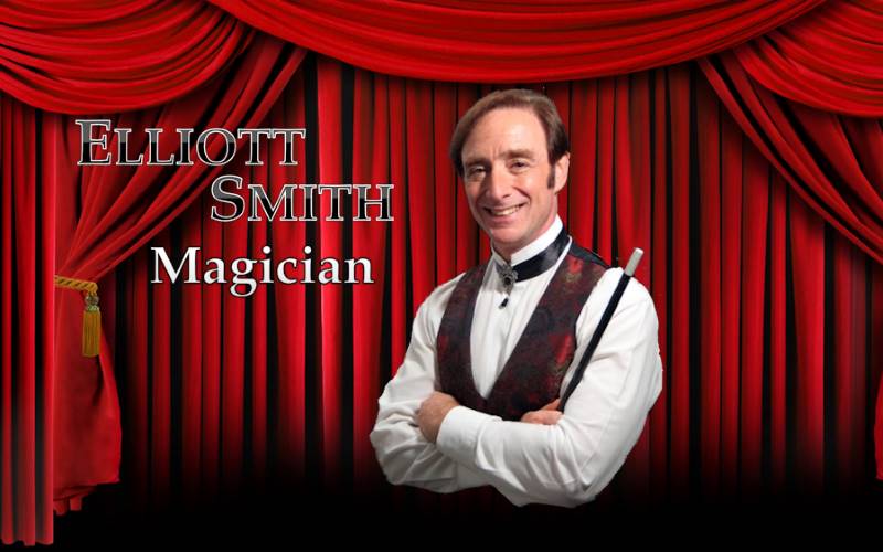 Elliott Smith Comedian Magician for Hire in Canada